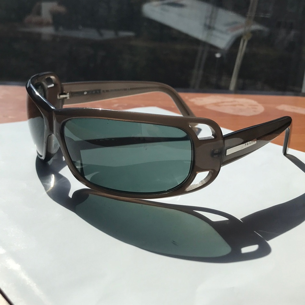 Authentic Prada Women’s sunglasses